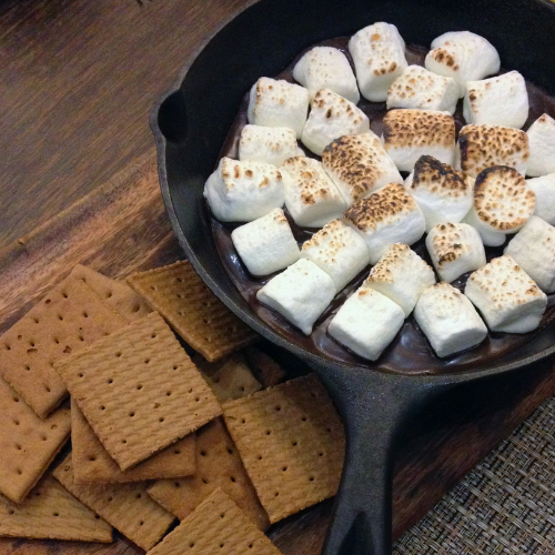 Image de s'mores pour l'article sur les desserts sur le barbecue