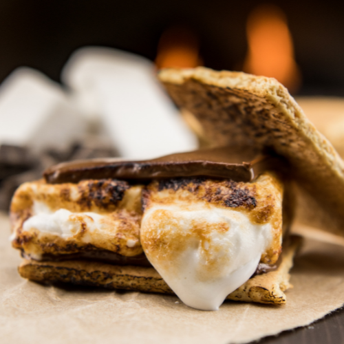 Image de s'mores pour l'article sur les desserts sur le barbecue