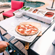 14″ Perforated pizza peel – Ooni