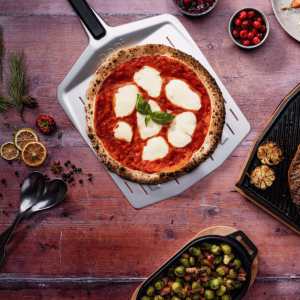 Pelle à pizza perforée 12’’ – Ooni